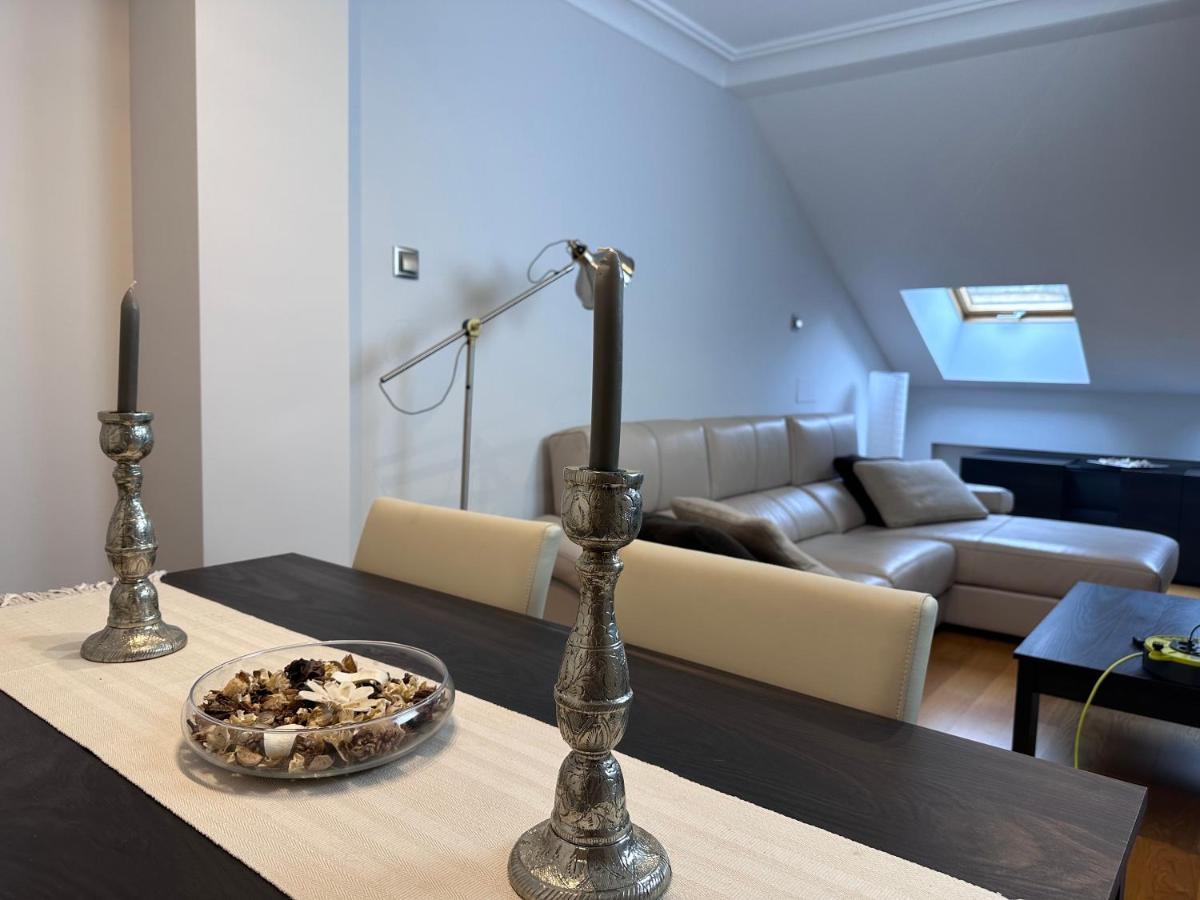 Gran Via - Parking Gratis Apartment *